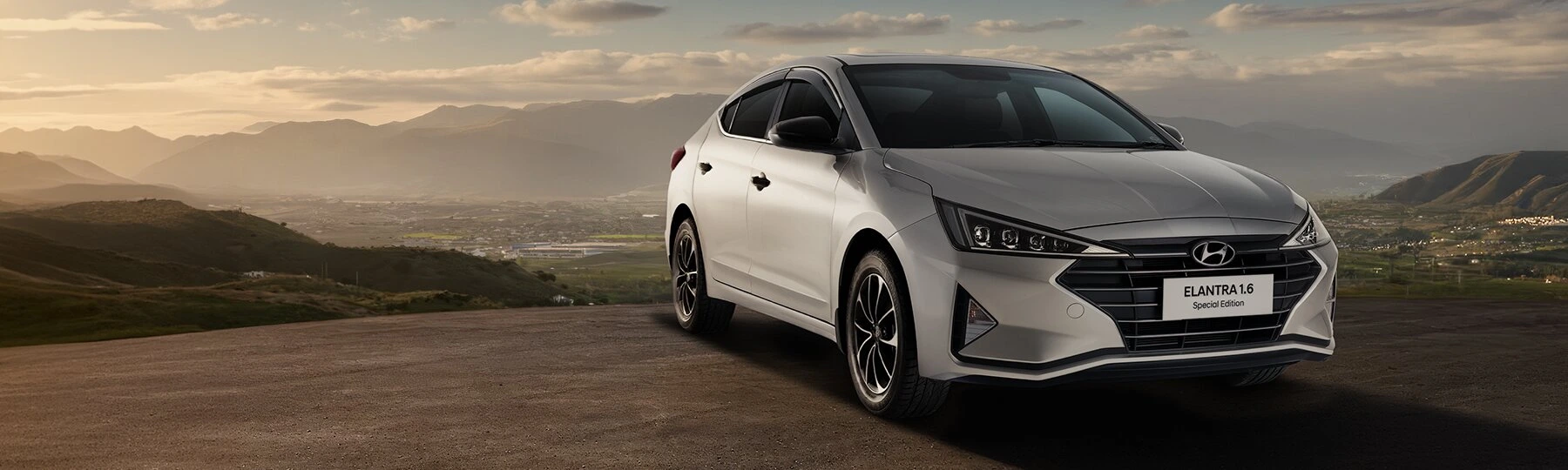 HYUNDAI elantra 1.6 SE